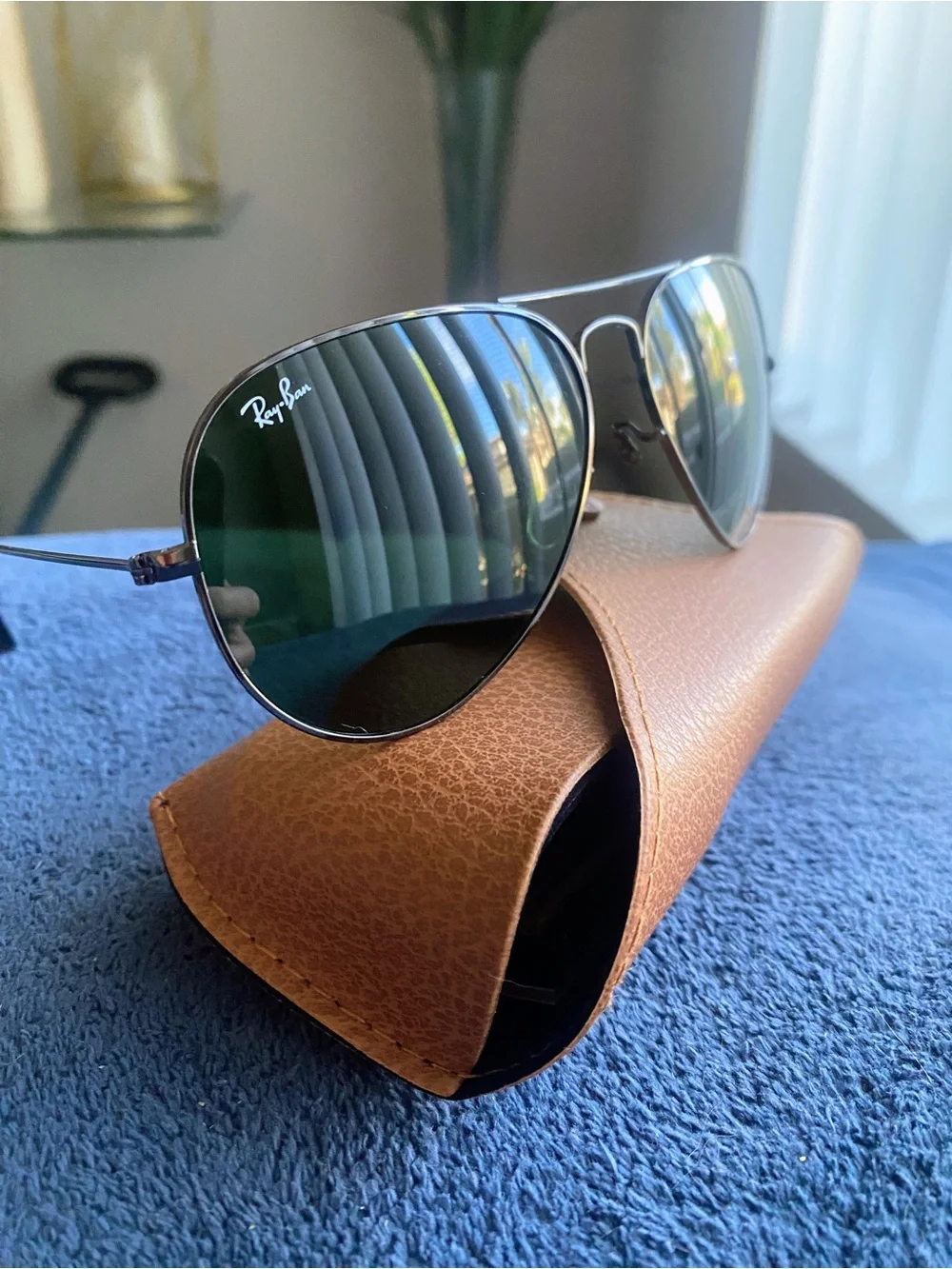 Ray-Ban Aviators Sunglasses RB3025 Gunmetal Frame with Gray Green Lenses